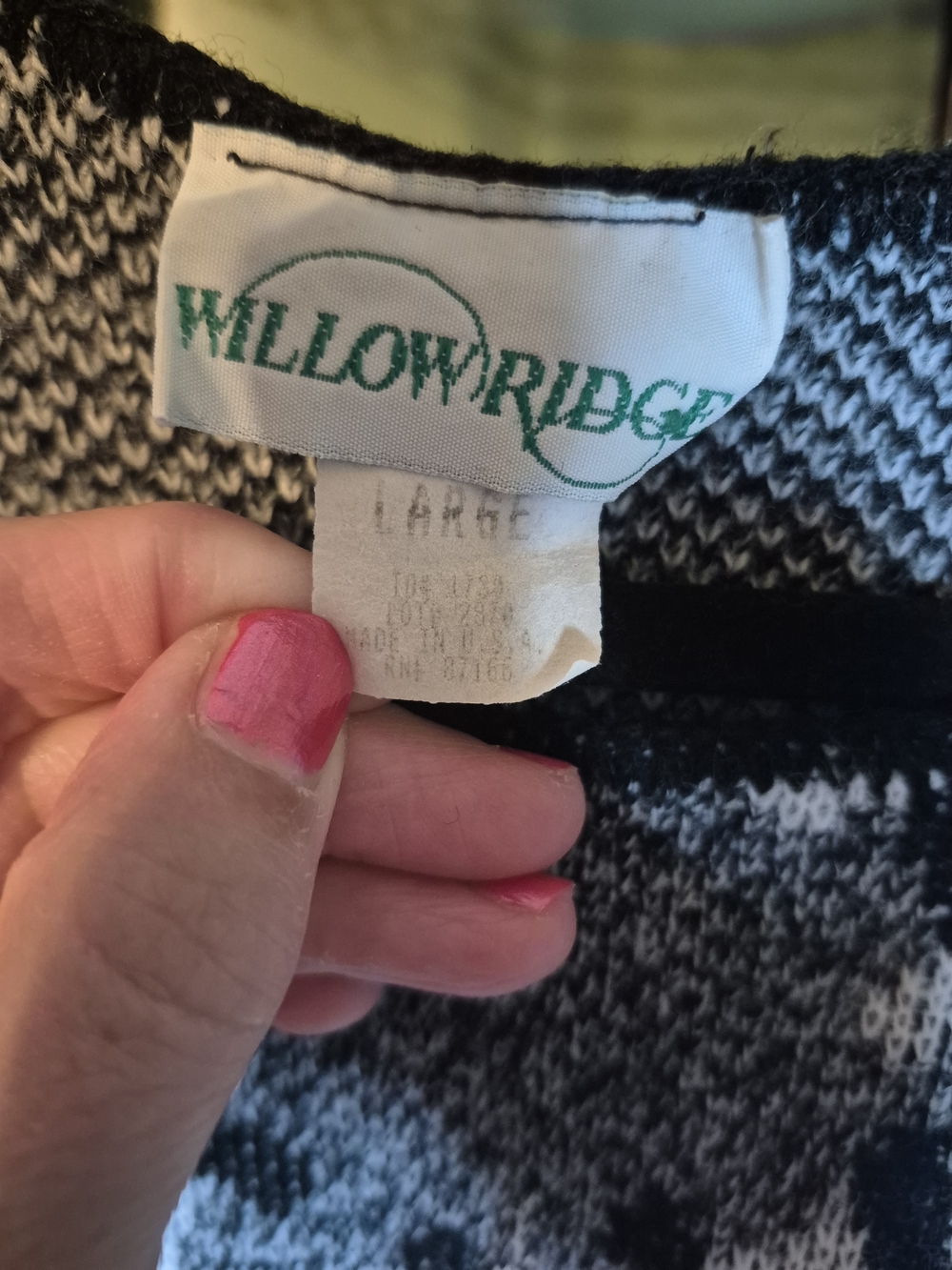 Willow Ridge Black & Gray Vintage Abstract Patchwork Crewneck Sweater - Picture 2 of 7